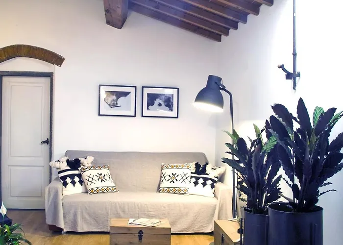 Lovely 3min Walk To Ponte Vecchio 아파트 *